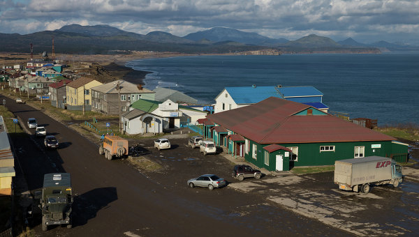 Глава минтранса РФ посетил спорный с Японией остров